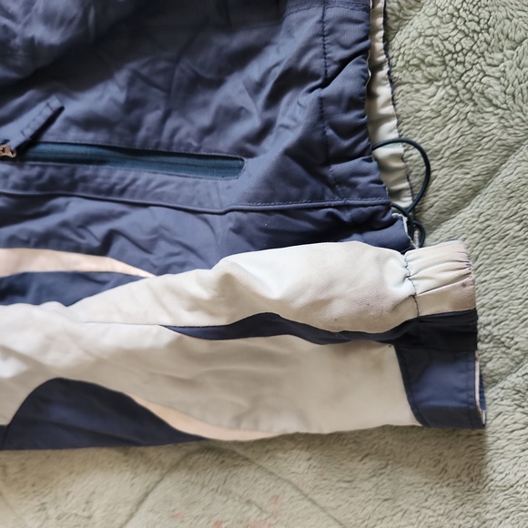 Columbia Jacket - Picture 3 of 9